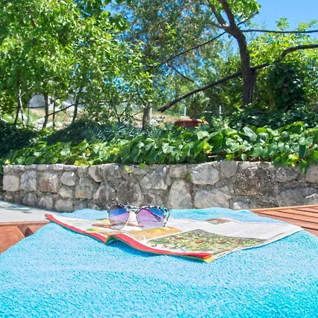 In Kostelj 39300 Tatil Evi *